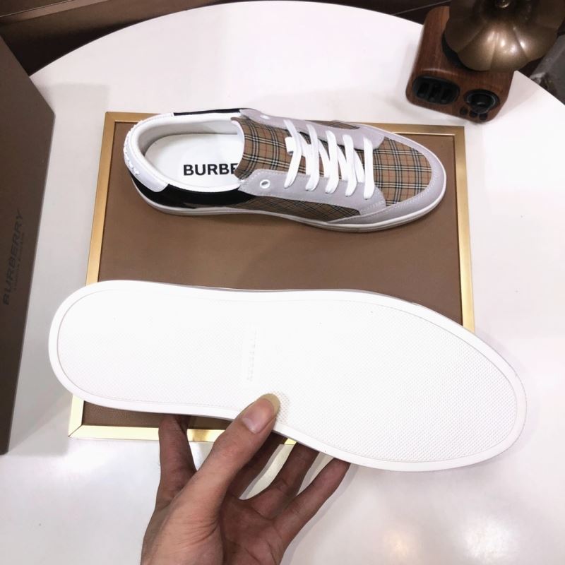 Burberry Low Shoes